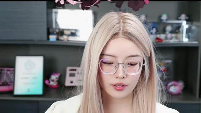 小组赛全部结束啦 复活通道正式开启，快为你觉得遗憾的选手投上宝贵的一票！