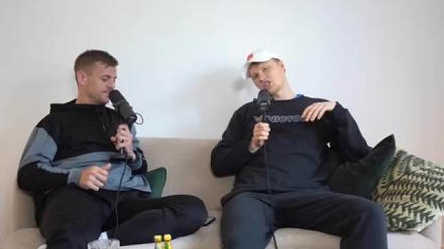 【20241014】安东森与维廷胡斯讨论石宇奇 中英字幕 安东森在《羽毛球经验谈》中与维廷胡斯讨论石宇奇 期待他2025年重回巅峰