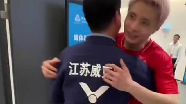 赛后看到这目想到了一句歌词“我会永远在你身边陪着你” 永远最好的师徒情