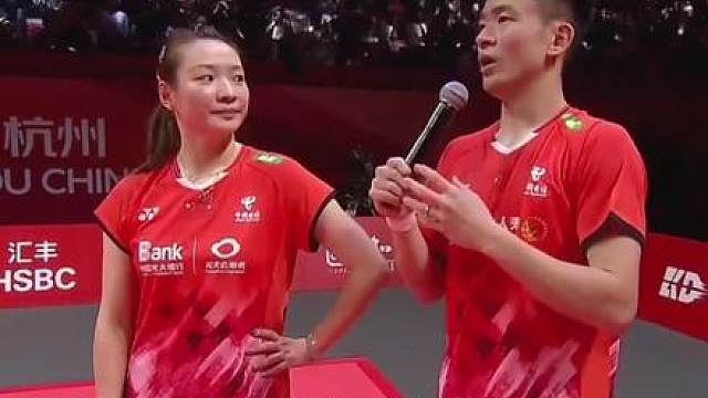 乒羽混双大魔王，雅思 莎头 永不落幕！cr:巧克力面包好好味