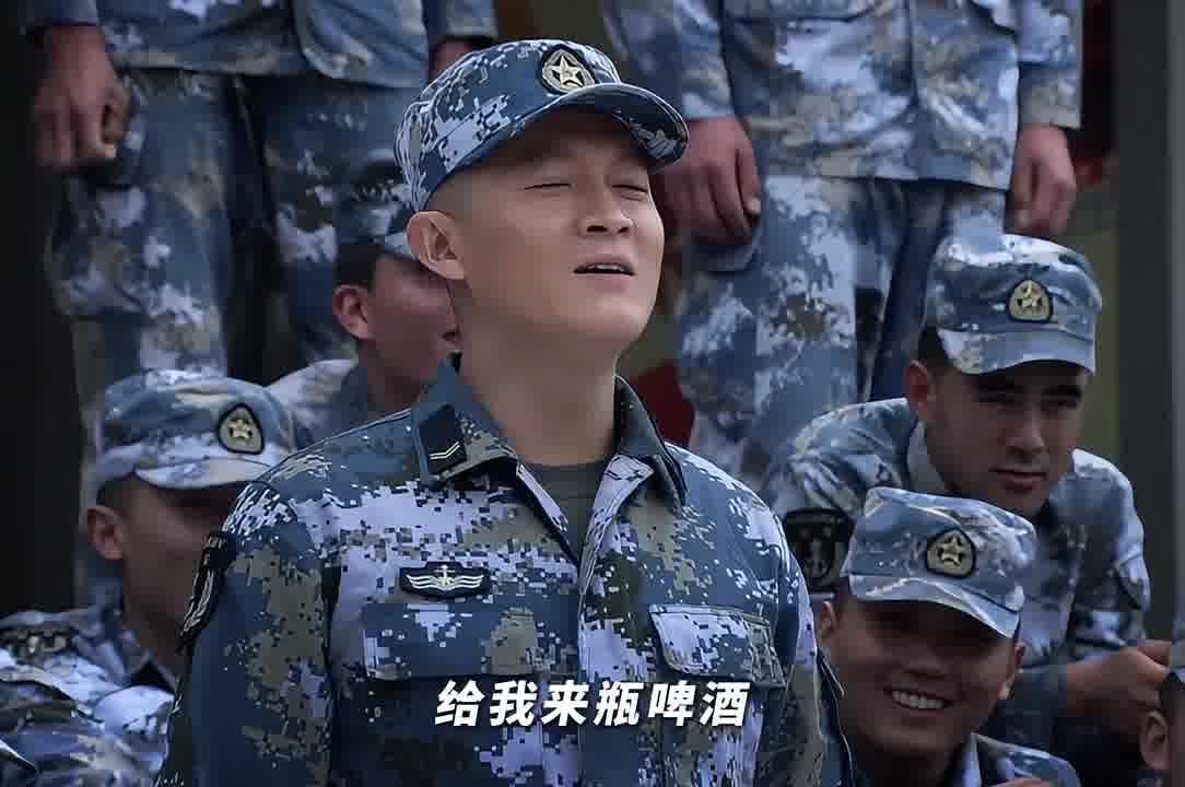 蒋小鱼：本来不想装杯的，非要给我这个机会 —《火蓝刀锋》