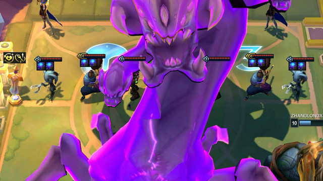 大龙的压迫感还是强一些