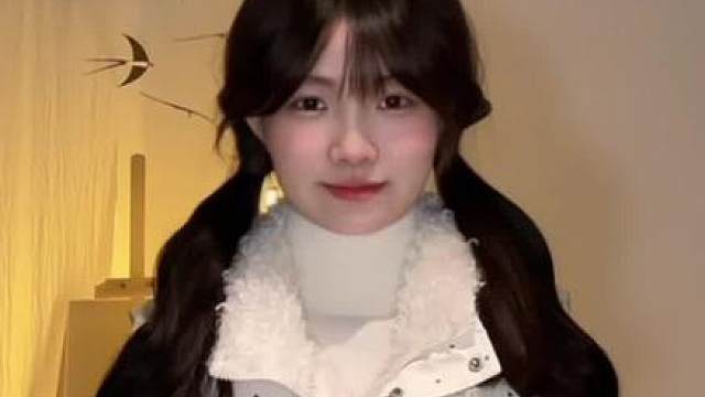 快来拍这个适合秀美甲的手势舞吧