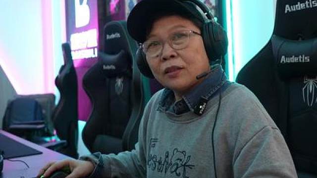 黄鸡倒车入库手把手教学，我看看谁还不会!!!