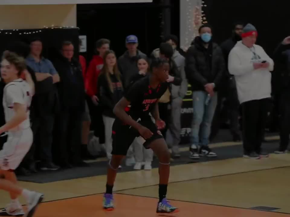 SALM高中新星AJ·迪班察，球技超赞，或成下个字母哥！