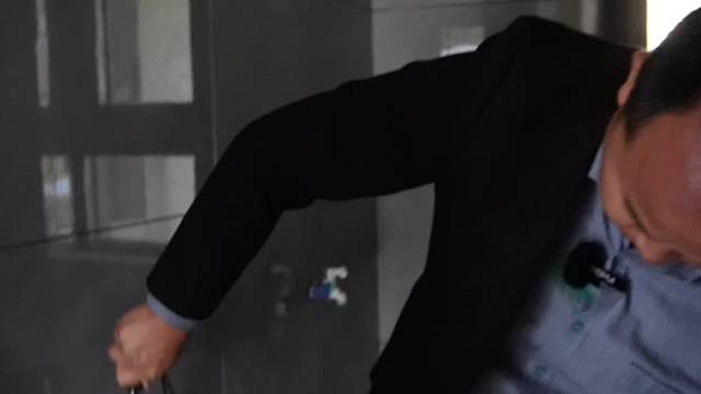 中梁婆金云玺周三巡检