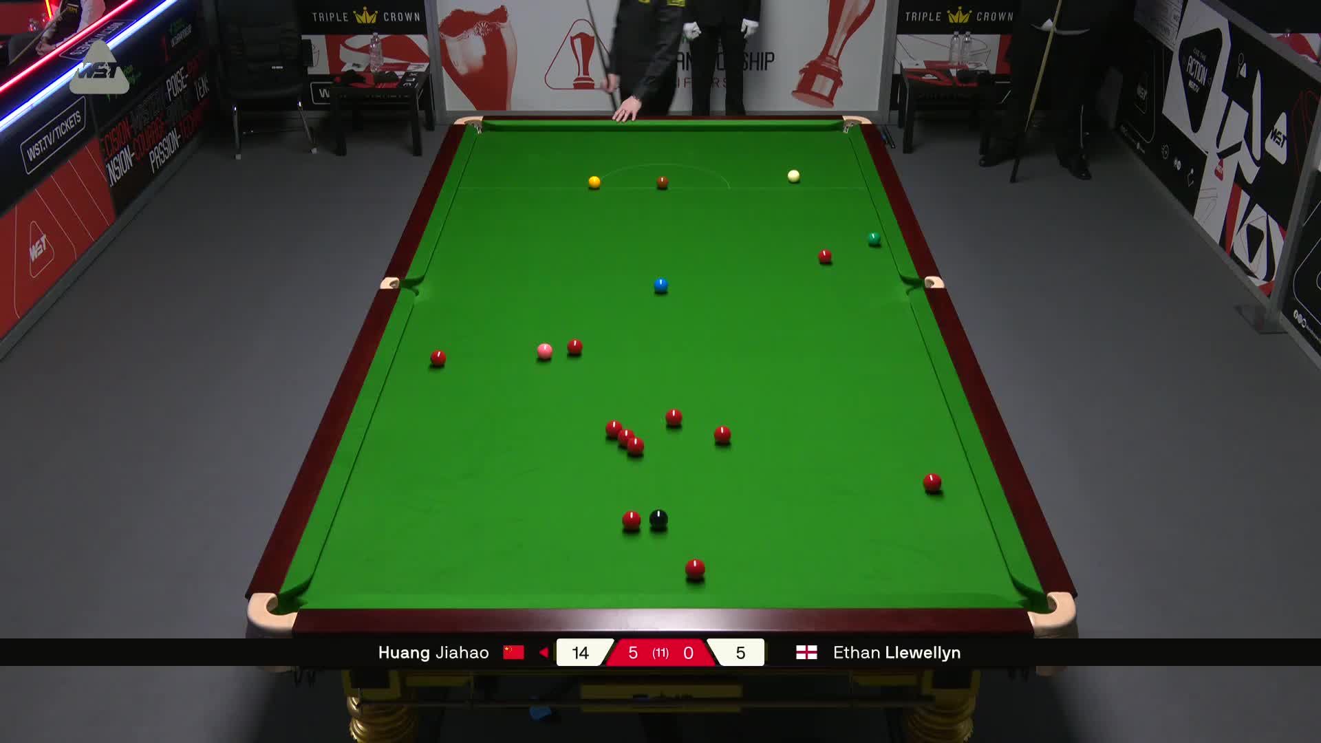 黄佳浩VS伊森·卢埃林 2025斯诺克英锦赛资格赛 第六局