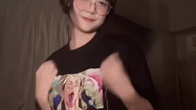 跳的我都想笑，天生不是擦边的料