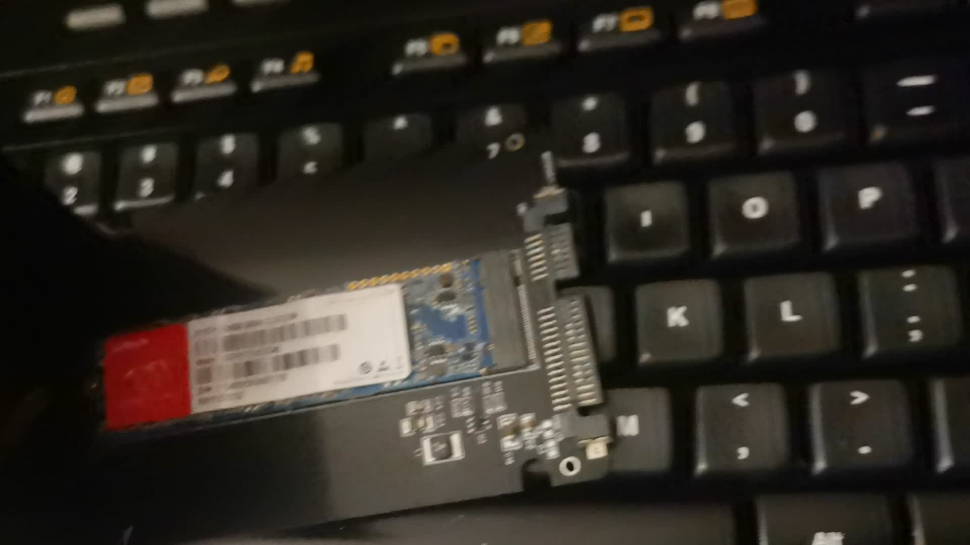 180包邮的国科微310C-Y 512G M2 NGFF固态开箱测评（GK2302G YMTC 64L耐写王颗粒）