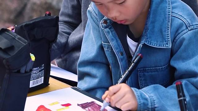 小朋友们给星语星愿设计展区