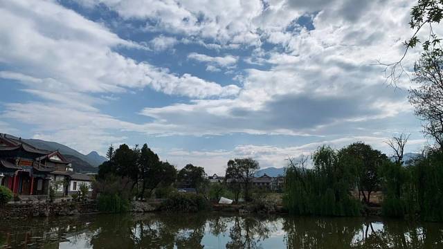 换个环境生活，去别人待腻了的地方生活