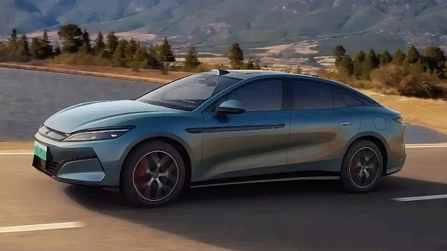 预测一下汉L加推版本后的销量，在预测之前，我们先看一下权益和售价以及增加了那些配置。