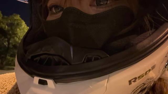 一定要是女模吗女摩不可以吗？