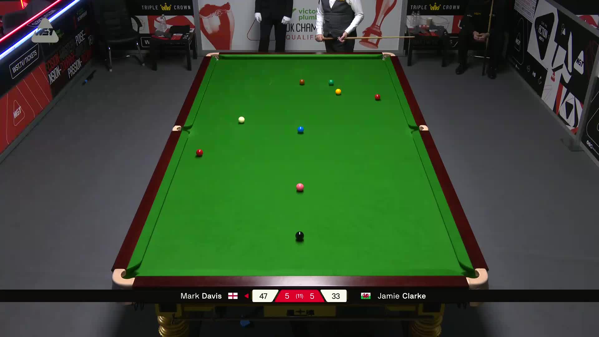 马克·戴维斯VS詹姆·克拉克 2025斯诺克英锦赛资格赛 第十一局