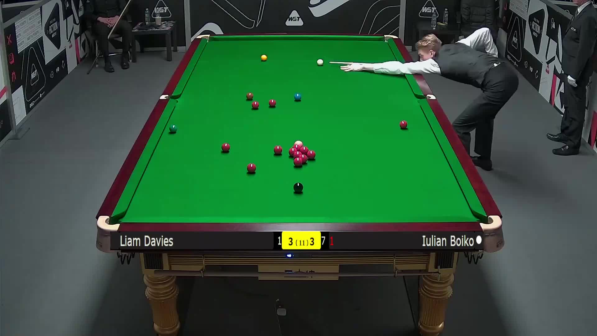 利亚姆·戴维斯VS尤里安·伯伊科 2025斯诺克英锦赛资格赛 第七局