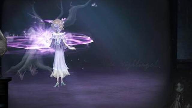 她是被创伤、执念、错觉缠绕的生灵，却不愿被过去的阴影侵蚀命运。 【奇珍时装】记者-恐惧的旧影与【奇珍随身物品】记者-昨日之笼的游戏内效果展示送达！