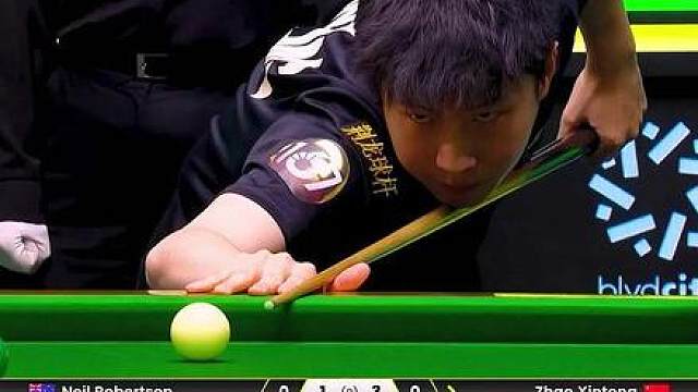 随心所欲！赵心童越战越勇力压罗伯逊，决赛上演极限破百！