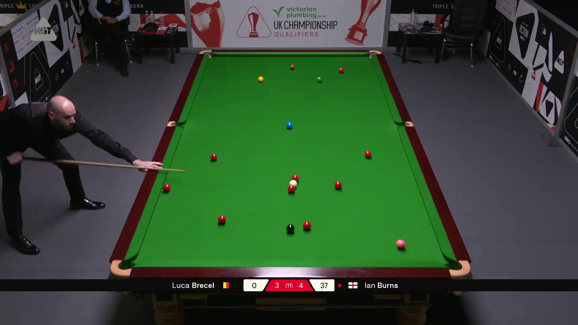 卢卡·布雷切尔VS伊恩·伯恩斯 2025斯诺克英锦赛资格赛 第八局