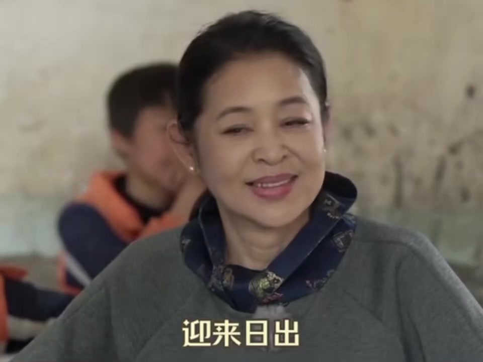 撒贝宁课堂捣乱也只有倪萍能治他了