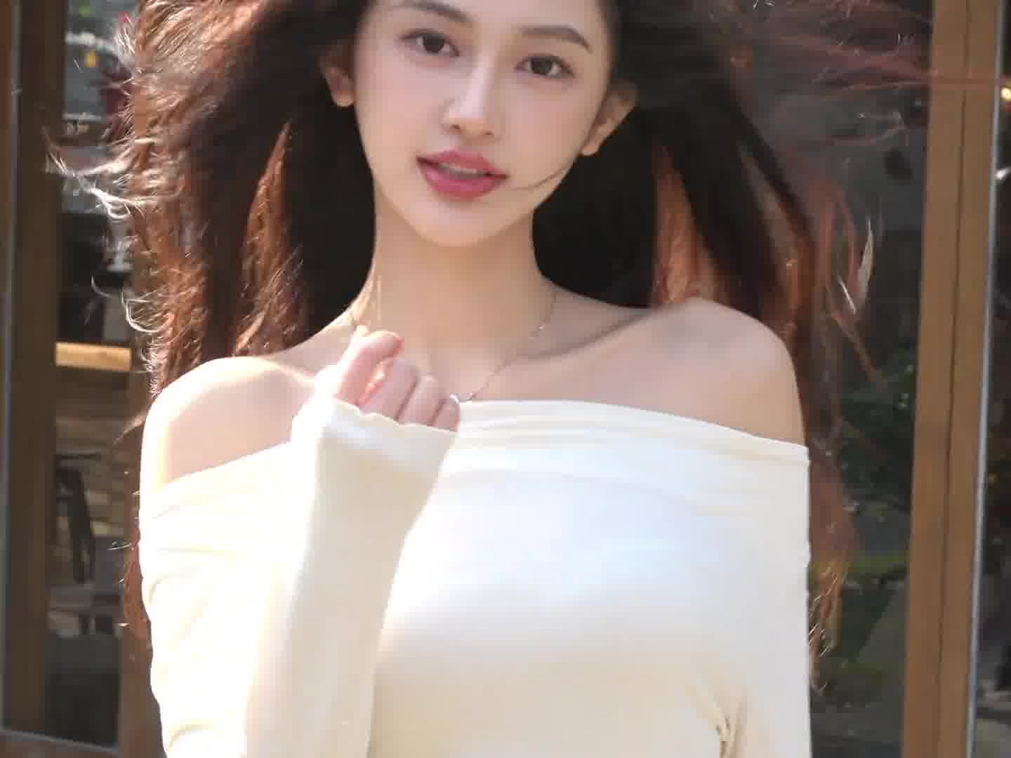 朋友说我越明媚越漂亮