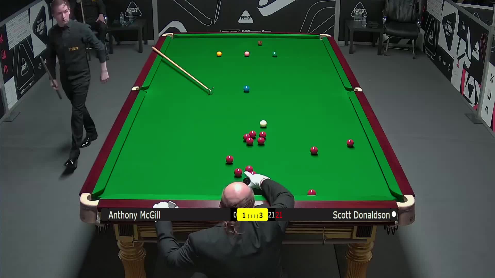 安东尼·麦克吉尔VS斯科特·唐纳森 2025斯诺克英国锦标赛资格赛 第五局