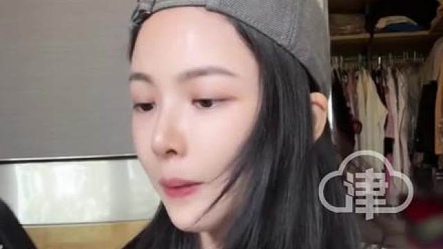 杜淳妻子王灿发视频回怼网友恶评，“每次刷到你的视频就好恶心：恶心就去吐”“你俩啥时候离婚：你……什么什么的那天”，“说我模仿别人的，先去网上搜搜，很多年我就直面刚恶评了！从来不认怂”