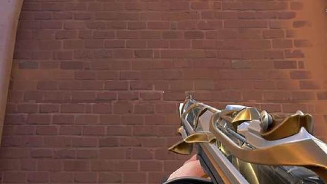 本周四正式确定上架的皮肤为 套装