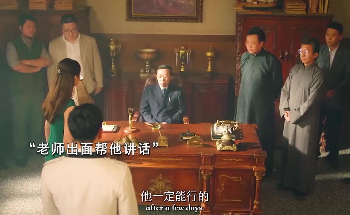 “全校最美的老师每天在家给你补课，这谁还能学的下去！”