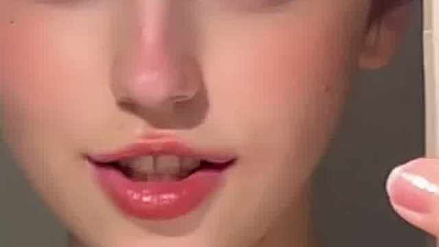 你看，这世界开满了花