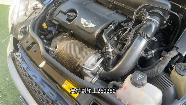 各位股东，工作汇报，电子榨菜。后面有一些在售车。