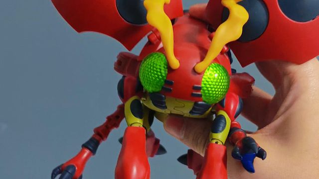 万代数码宝贝超进化魂甲虫兽超比多兽模型