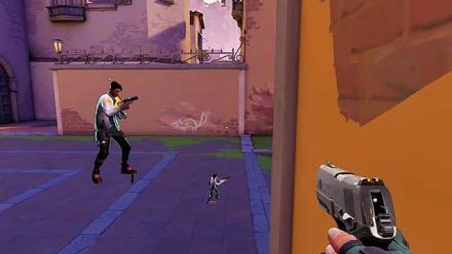 有人有人，无畏契约小旭旭释放烟雾