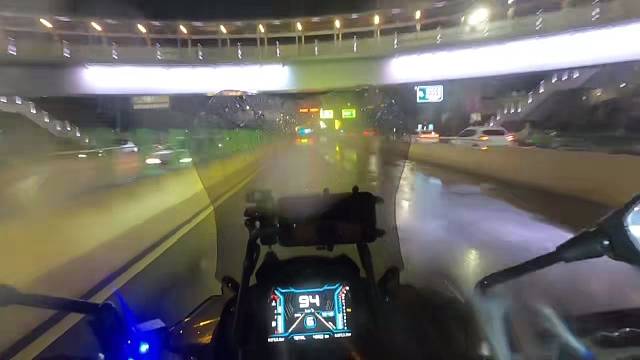 2825年的第一场雨夹雪