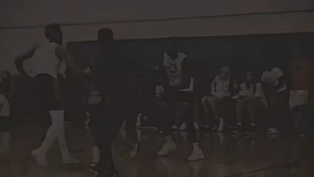 大家猜猜发生什么呢！#篮球