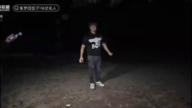 大冬天的跳池塘！狠人