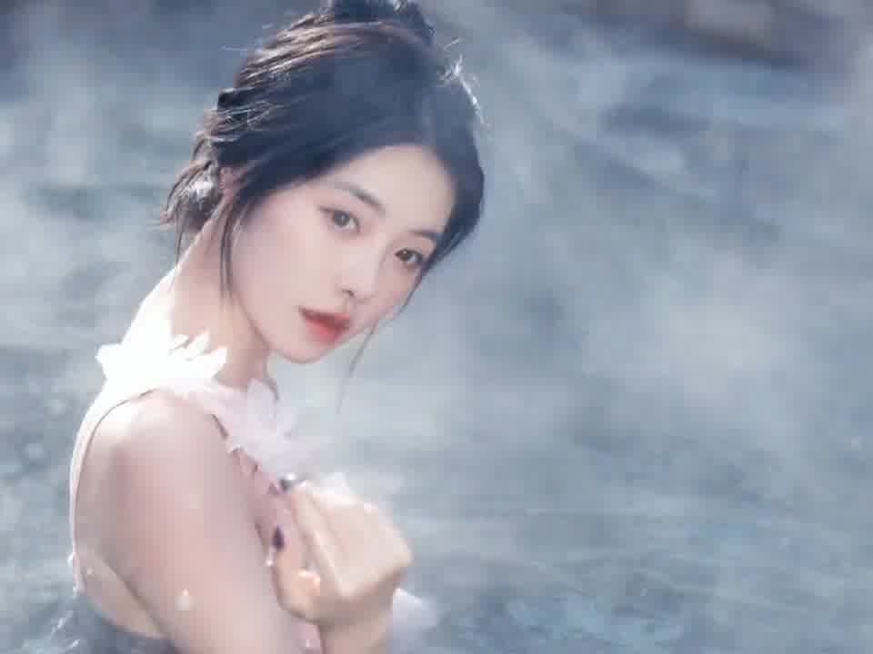 你又是谁的白月光？