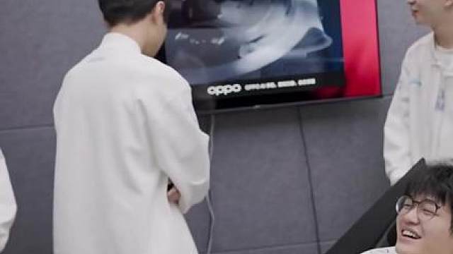 BLG组成银河战舰，HLE官宣kanavi加入