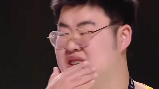 还没打挑战者杯，狼队就内讧了，清清和小胖关系不好成议论点