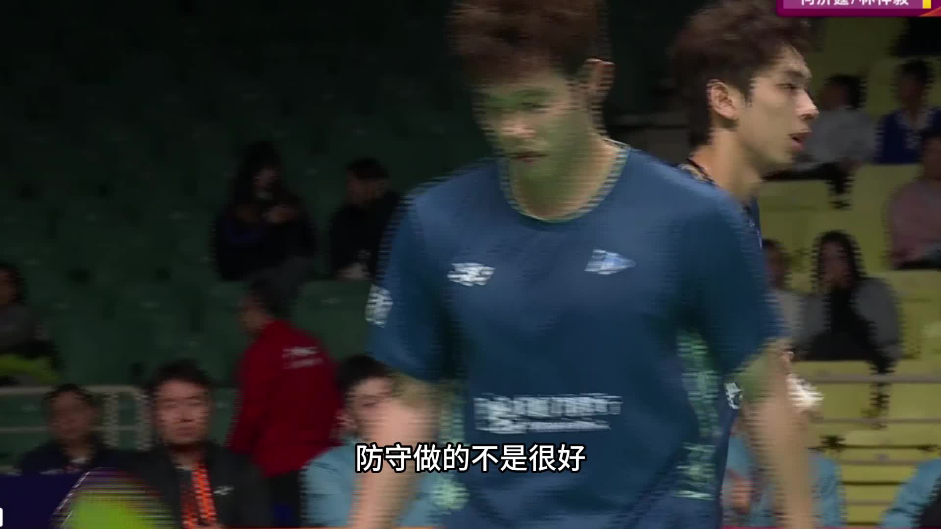 何林组合凭稳定防守和犀利的进攻，成功限制了铿斌的发挥，以15-11赢得决胜局