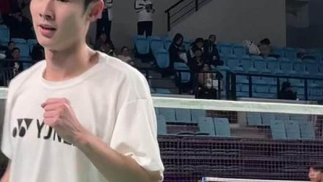 低视角看林丹杯16进8 羽林部落最猛大将vs福建队微笑战神 张维伊vs沈颖 7分半纯享