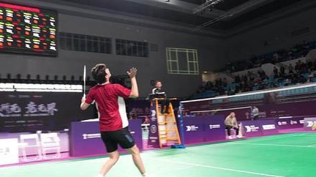 当国家队顶尖选手来到了低级别赛事，大学生被迫上了生动的一课