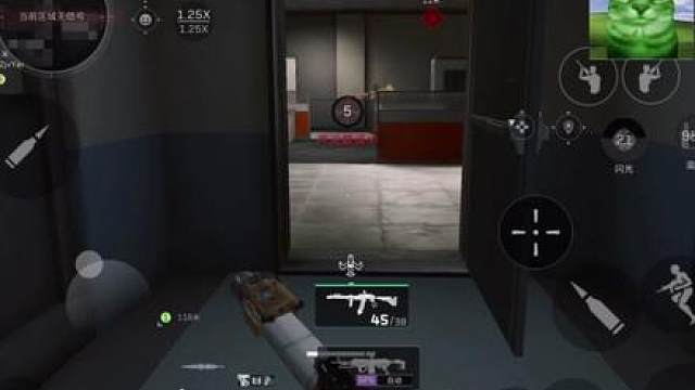 在学校沉浸式捡垃圾