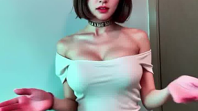 如果性感可以说话，它现在就在屏幕里。