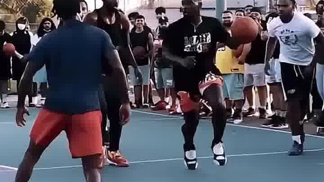 如果不是走步，这球绝对封神！