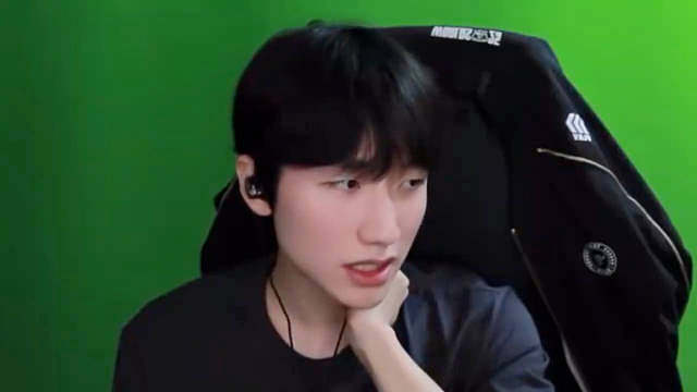 Peanut兵役又推迟了，直播到明年五月份 花生要不先回韩华打个先锋赛 ​​​