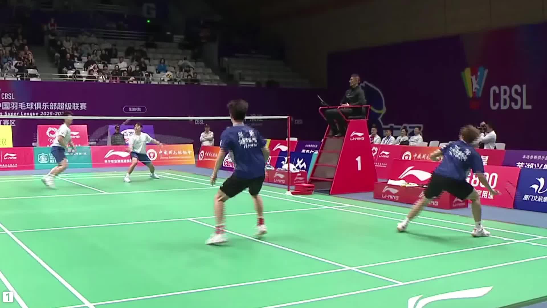 刘阳刘毅多次化解危机，出色的跑位和默契的配合下，吴拓斌的极限救球仍不敌双刘