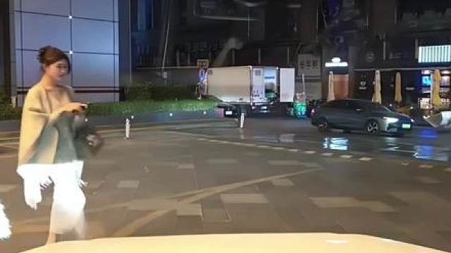 “无需发言 奔驰大G会替你发言”