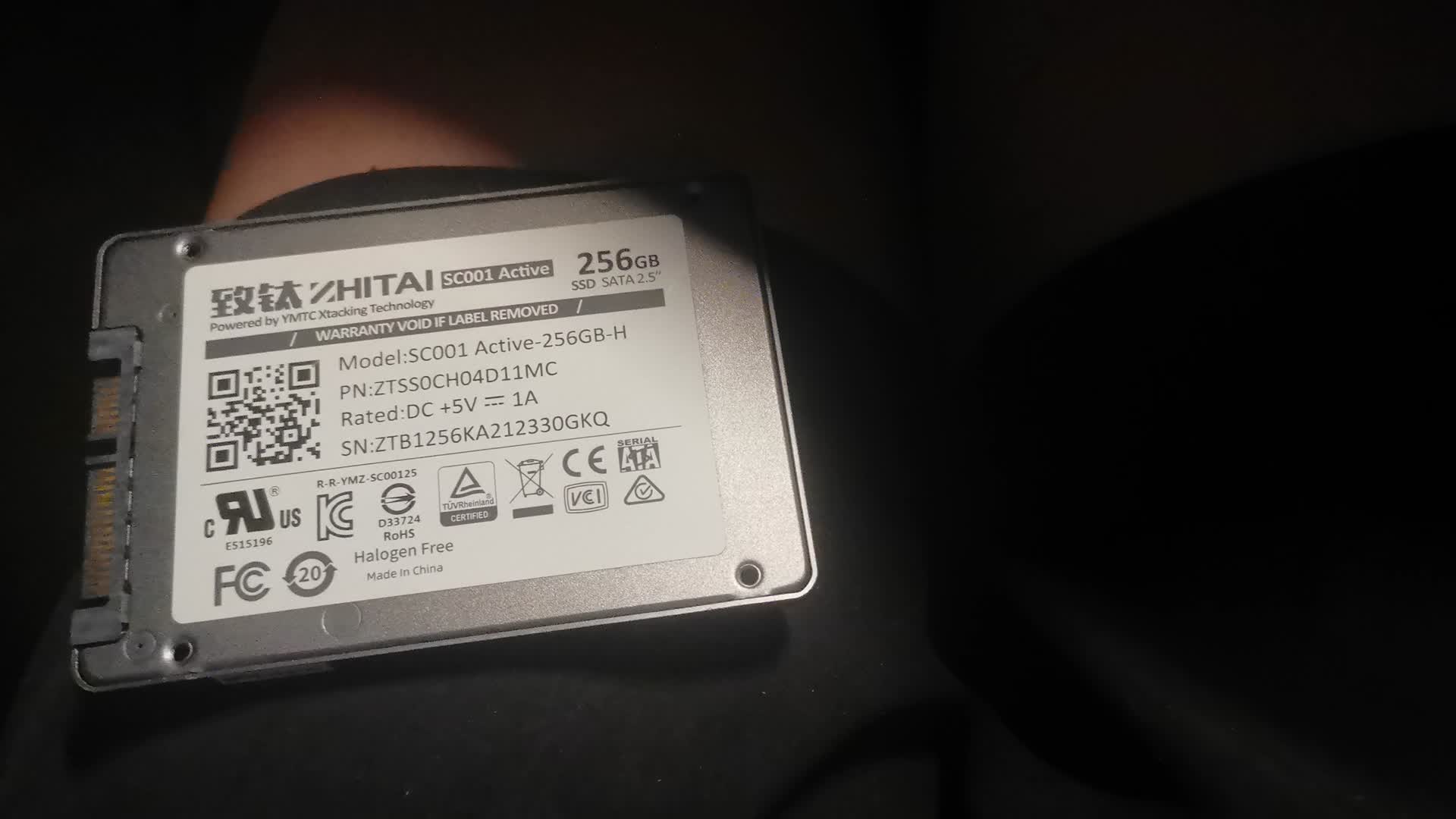 闪存炒价时代还有性价比固态吗？74包邮的致钛国产SC001 256G开箱测评