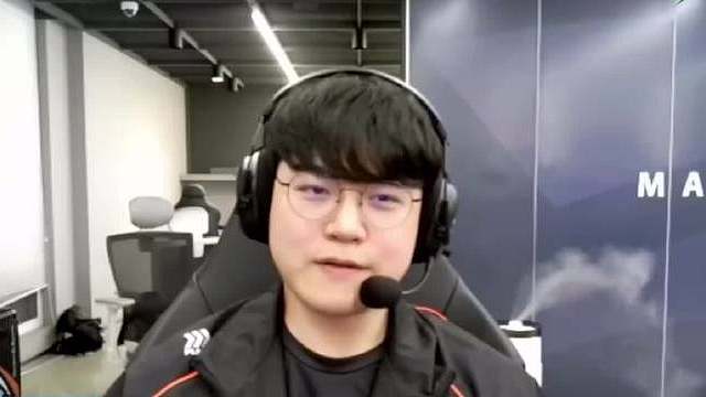 Gumayusi谈加入HLE原因：HLE是一支毫无缺陷的队伍，而且非常尊重我，被这点所吸引，我想在HLE夺冠，如果能夺冠我将成为唯一的四连冠选手！ 这个尊重的剧情有点像当年c罗离开皇马去尤文，同样是拿下三连冠觉得管理层不尊重自己选择出走