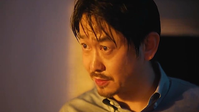 女孩心里崩溃的说“老天，你这是要整死我啊，把我按地上摩擦是吧”#时差一万公里 #时差捉奸现场秒变团圆